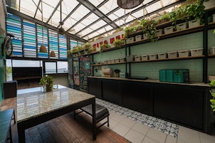 Shared fridge, microwave