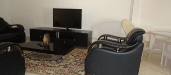Residence Yoff Toundou Bya
