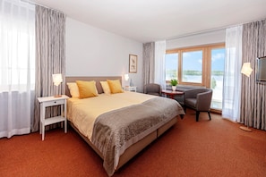 Minibar, coffres-forts dans les chambres, Wi-Fi gratuit