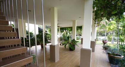 Rimtalay Angsila Guesthouse