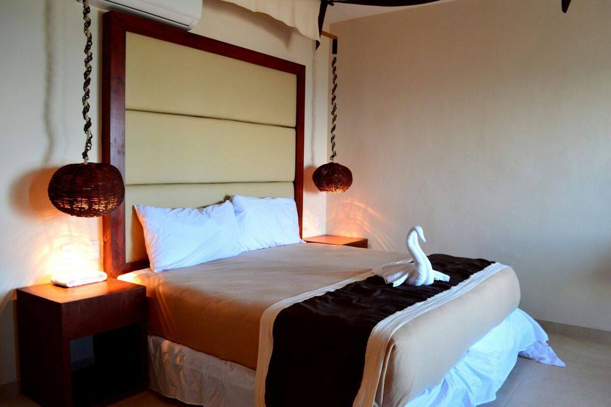 Suite, 1 cama King size | Lavabo en el baño