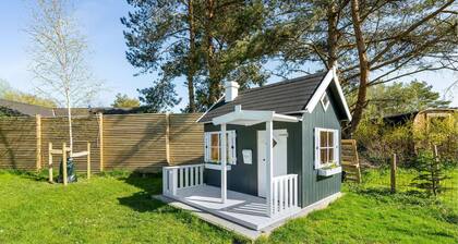 Stunning home in Væggerløse with sauna