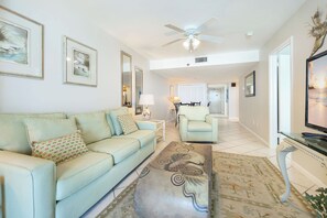 TV - * 2 BR 2 BA * On the BEACH (Orange Beach)