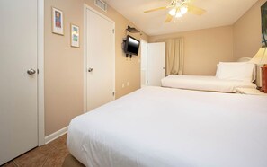 2 bedrooms, iron/ironing board, free WiFi, bed sheets