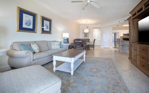 TV - Three Bedroom ~ Phoenix VII ~ Comes with Parking! (Orange Beach)