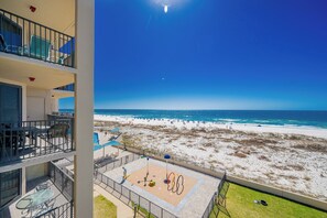 Property grounds - 4th Floor 3BR @ Phoenix X (Orange Beach)