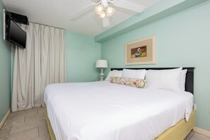 1 室のベッドルーム、アイロン / アイロン台、WiFi (無料)、ベッドシーツ