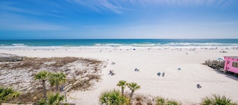GULF SHORES HOTEL on the Beach!! Phoenix All Suites ! Full Kitchen