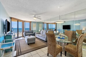 Flat-screen TV - 2 BR @ Phoenix V - 3rd Floor (Orange Beach)