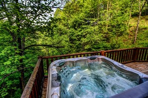 Bain à remous extérieur