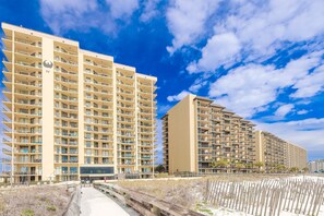 Exterior - Everything is Better at the Beach! ~ Popular Three Bedroom @ Phoenix 4 (Orange Beach)