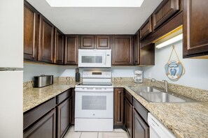 Køleskab, mikrobølgeovn, ovn, opvaskemaskine