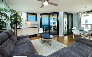 Flat-screen TV - Phoenix East in Orange Beach! Splash Pad ~ 3BR 2 BA *BeachFront!* (Orange Beach)