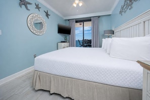 2 bedrooms, iron/ironing board, WiFi (free), bed sheets