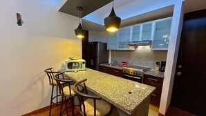 Comfort Apartment, 1 Bedroom, City View | Private kitchen - Boutique Apartment Downtown 7B (Mexico City)
