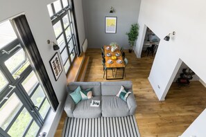 City penthouse, 3 slaapkamers | Woonruimte | Flatscreentelevisie