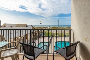 Property grounds - Island Winds West ~ Two Bedroom ~ Condo 178 ~ Balcony On The Beach! (Gulf Shores)