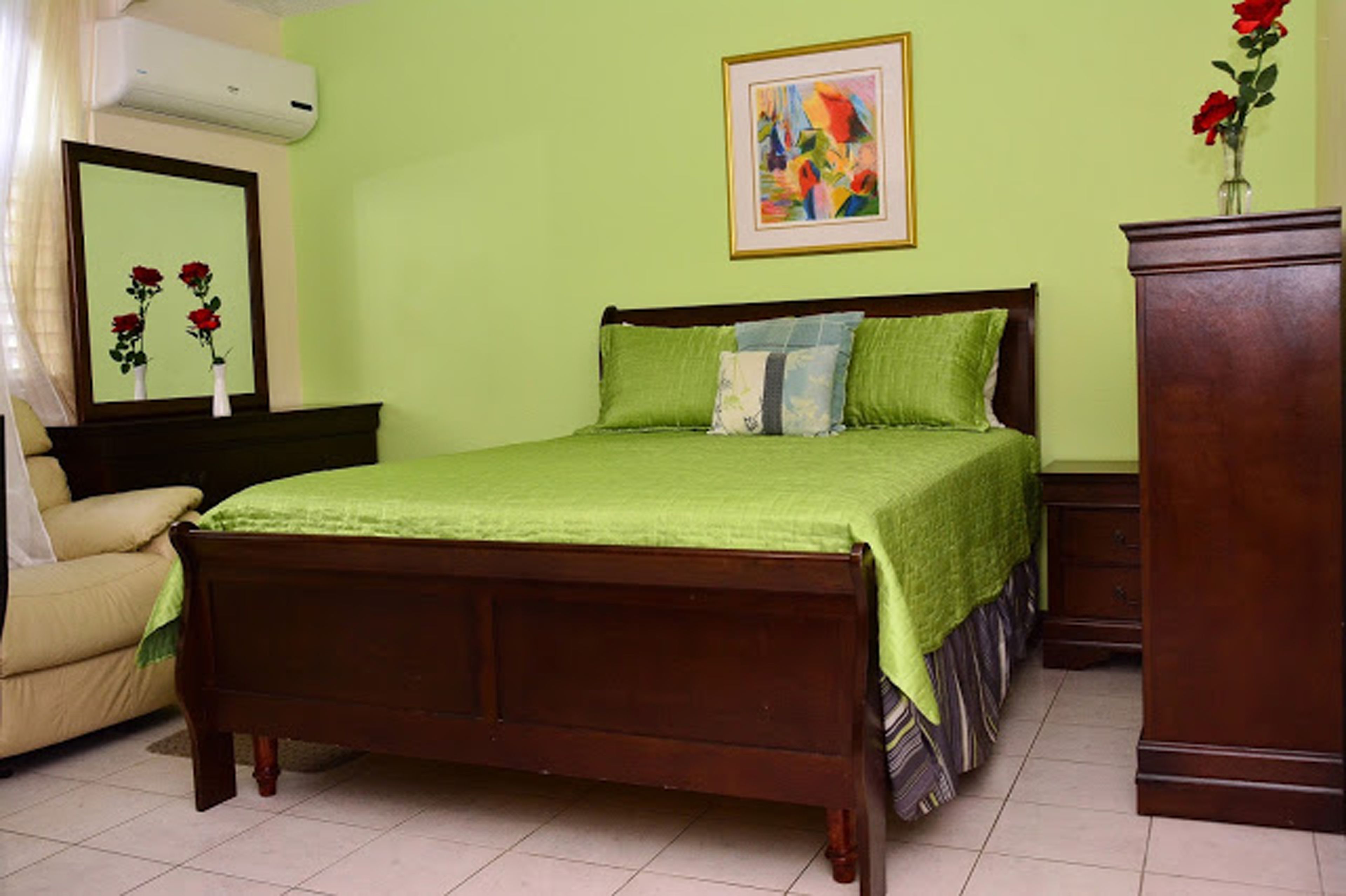 comfort studio, 1 queen bed, non smoking | premium bedding, in-room safe, desk, iron/ironing board