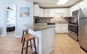 Fridge, microwave, oven, dishwasher - Fourth Floor 2BR 2BA @ Phoenix 10! (Orange Beach)
