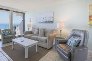 TV - Two Bedroom on the Beach in Gulf Shores! Island Winds East (Gulf Shores)