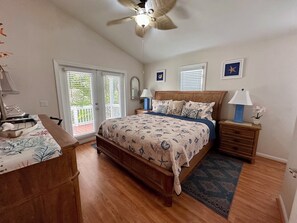 3 bedrooms, iron/ironing board, travel cot, free WiFi