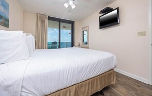 2 bedrooms, iron/ironing board, free WiFi, bed sheets - 7th Floor Two Bedroom ~ Phoenix East (Orange Beach)