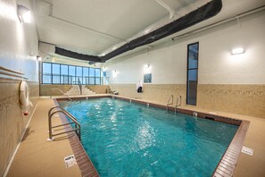Una piscina cubierta