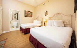 3 chambres, fer et planche à repasser, Wi-Fi gratuit, draps fournis