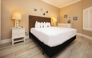 3 slaapkamers, een strijkplank/strijkijzer, gratis wifi, beddengoed