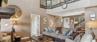 Family-Friendly Home near Top Attractions