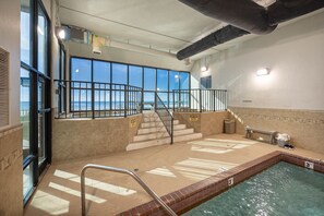 Una piscina techada