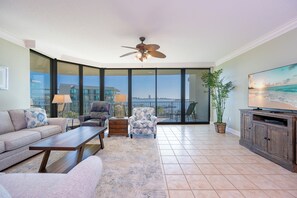 TV - BRING the BOAT!! 3 BR 3 BA…Phoenix On The Bay!! (Orange Beach)