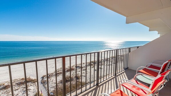 Property grounds - One Bedroom at Island Winds! GULF FRONT BALCONY! (Gulf Shores)