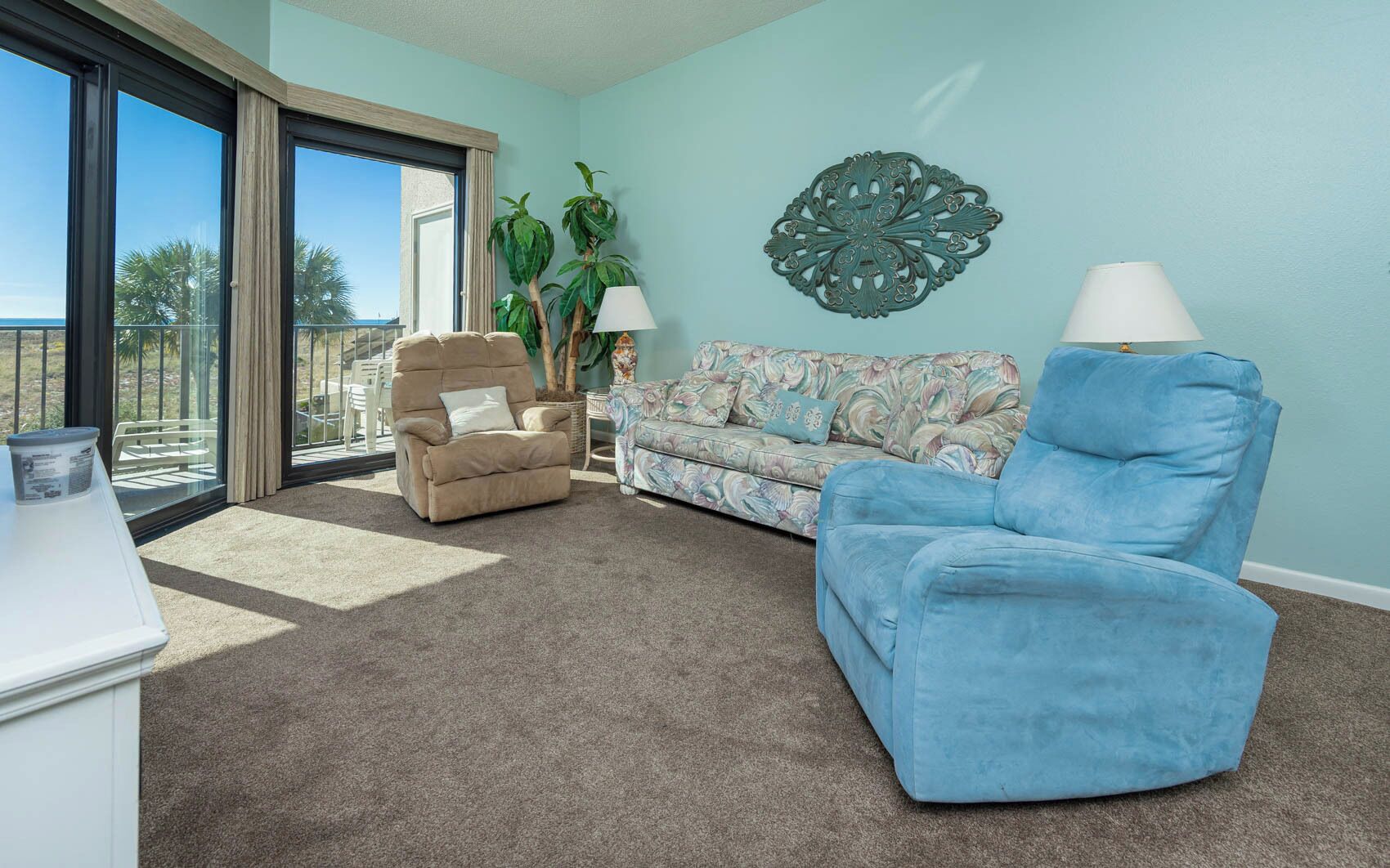 Télévision, chaîne hi-fi