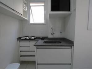 Standard Apartment, 1 Bedroom | Private kitchen | Fridge, microwave, stovetop, electric kettle
