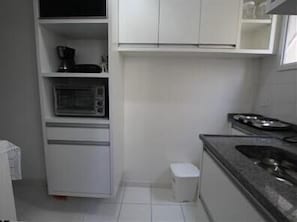Standard-Apartment, 1 Schlafzimmer | Eigene Kochnische | Kühlschrank, Mikrowelle, Herdplatte, Wasserkocher