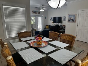 Dining - Casa Caribe Beautiful tropical 2 bedroom sleeps 6 (Key West)
