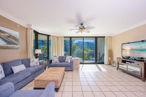 TV - Relax at Phoenix on the Bay 1211 (Orange Beach)