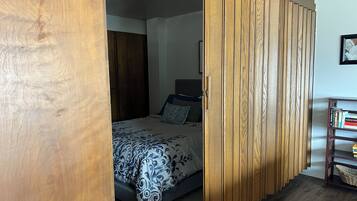 2 soverom, strykejern/-brett, wi-fi og sengetøy