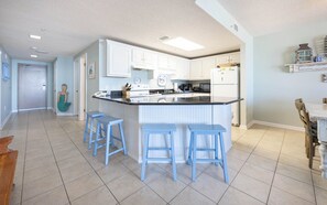 Frigorifero, microonde, forno, lavastoviglie