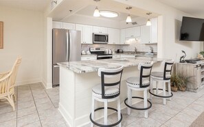 Frigorifero, microonde, forno, lavastoviglie