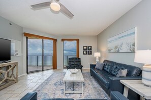 Fernseher, Stereoanlage