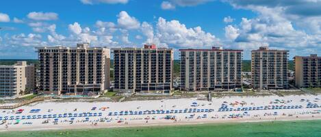 Accommodatie ligt op het strand