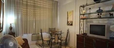 Standard Apartment, 1 Bedroom | Living area