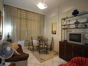 Standard Apartment, 1 Bedroom | Living area