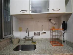 Apartamento standard, 1 quarto | Cozinha privada | Geladeira