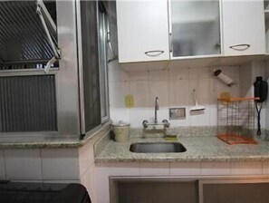 Apartamento standard, 1 quarto | Cozinha privada | Geladeira