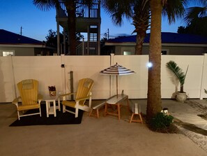 Terrace/patio - La Maria - Sunnyside Breeze Cottage / Walking Distance to Laguna Beach (Panama City Beach)