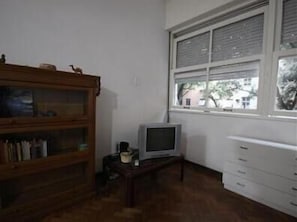 Apartamento standard, 1 quarto | Comodidades do quarto