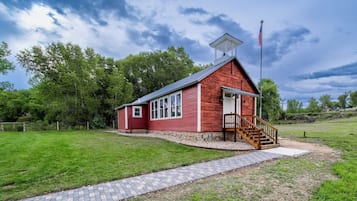 Family House, Mountain View | Free WiFi, bed sheets